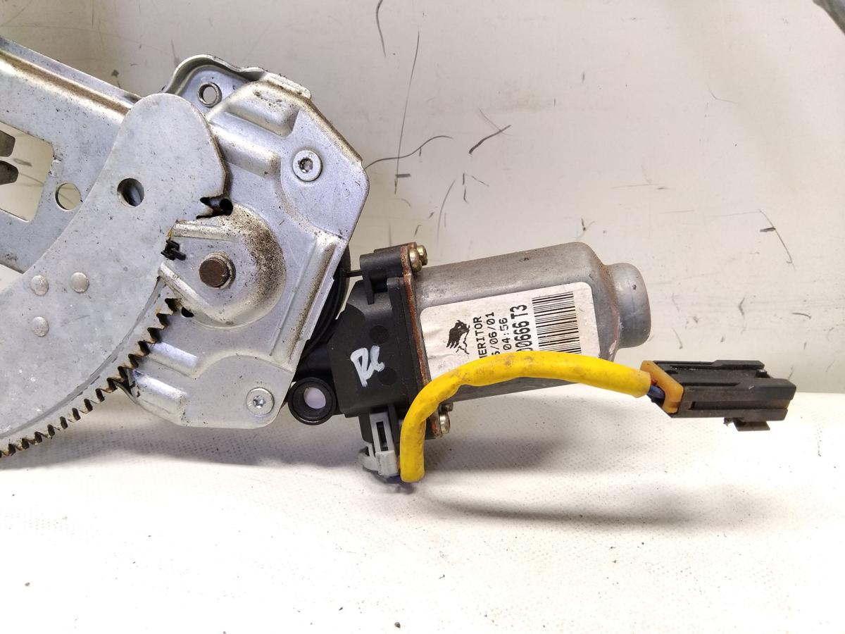 Nissan Micra K11 original Fensterheber vorn rechts elektrisch BJ2001 mit Motor