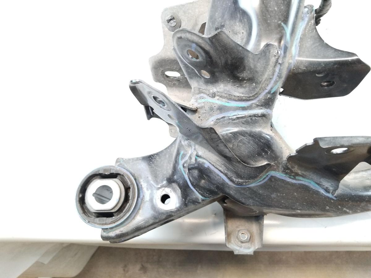 Tesla Model Y original Hinterachstr&auml;ger Aggregatetr&auml;ger RWD Heckantrieb BJ2023