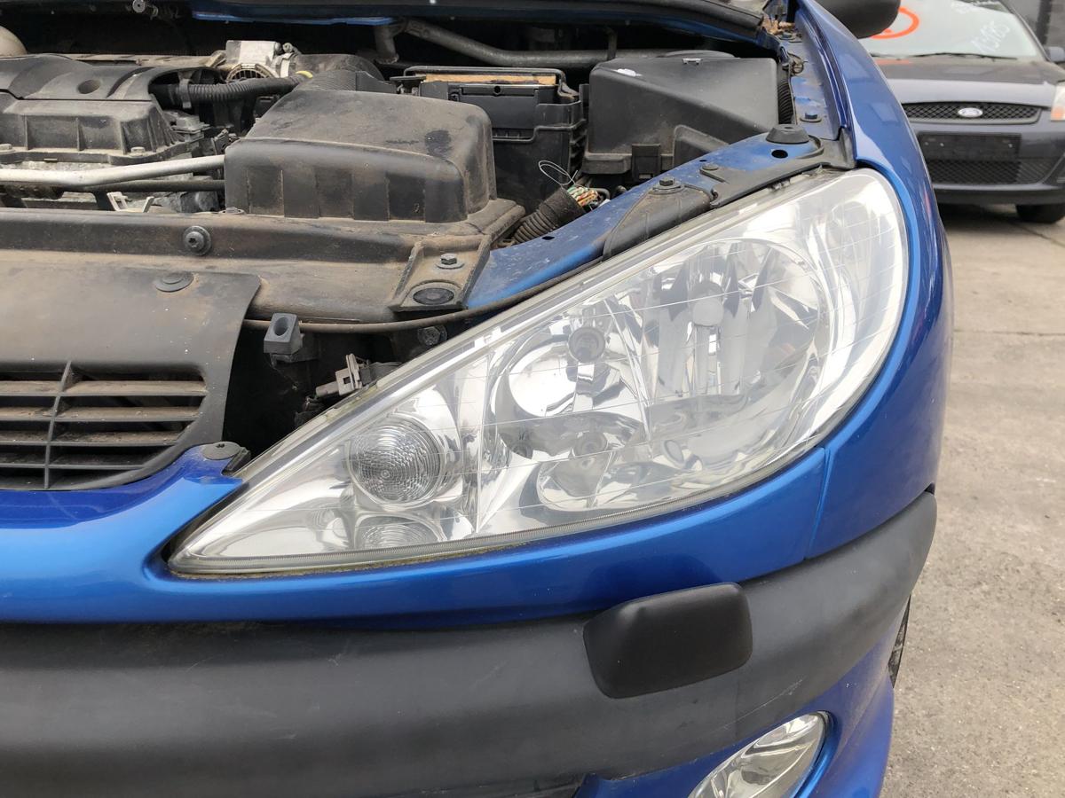 Peugeot 206CC Typ 2D Scheinwerfer vorn links Hauptscheinwerfer Valeo Lampe