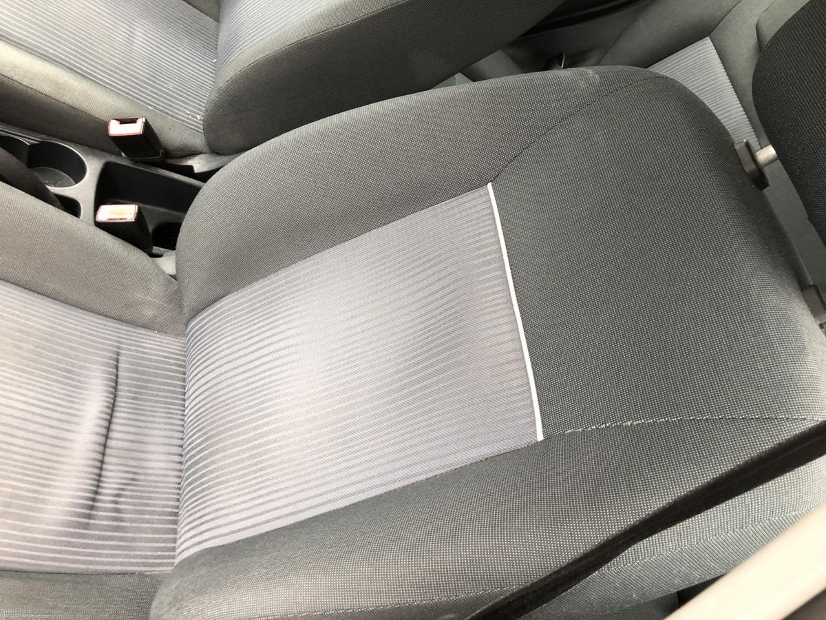 Ford Fiesta JA8 Sitz vorn links Fahrersitz ohne Heizung 5 t&uuml;rer Stoffsitz