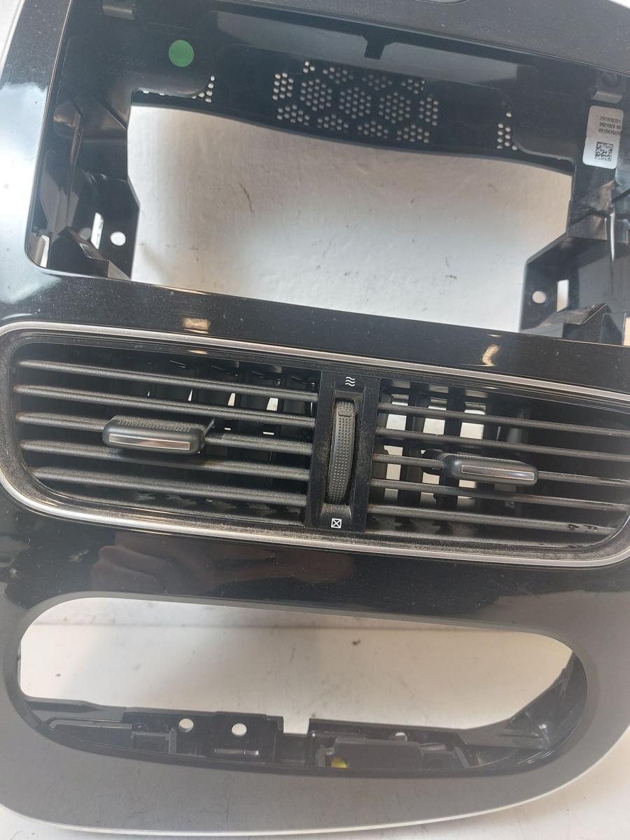 Renault Clio IV X98 TCe90 Luftd&uuml;sen mitte mit Radiorahmen Einbauschacht