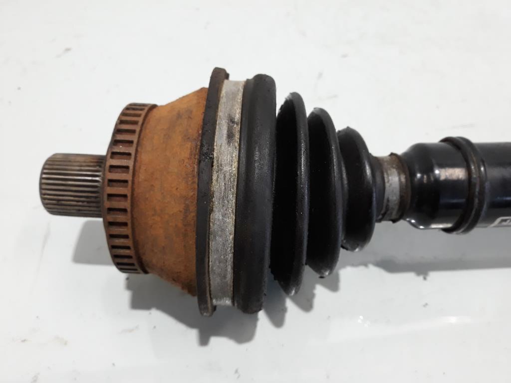 Audi A6 4B original Antriebswelle Gelenkwelle vorn rechts 4B0407272F BJ1999