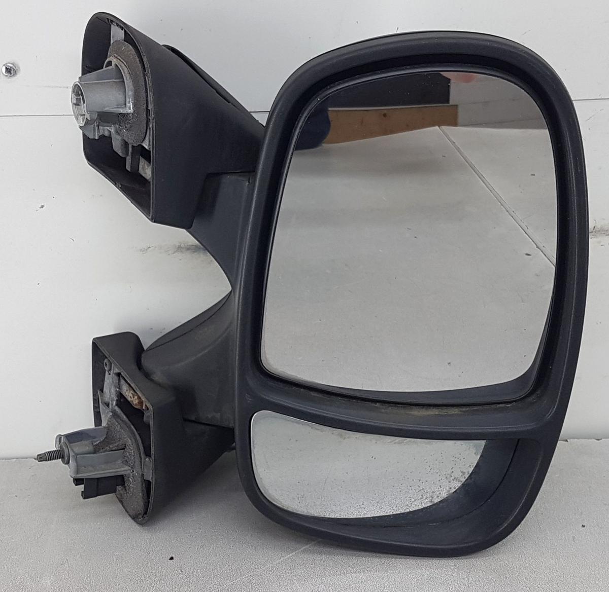 Opel Vivaro Außenspiegel rechts in unlackiert schwarz Bj2007 elektrisch 5 Pins