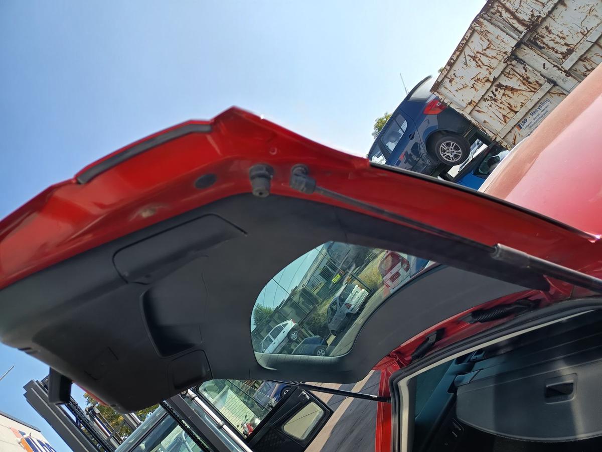 Seat Leon ST 5F original Heckklappe mit Scheibe LS3H Emocion Rot EZ2015