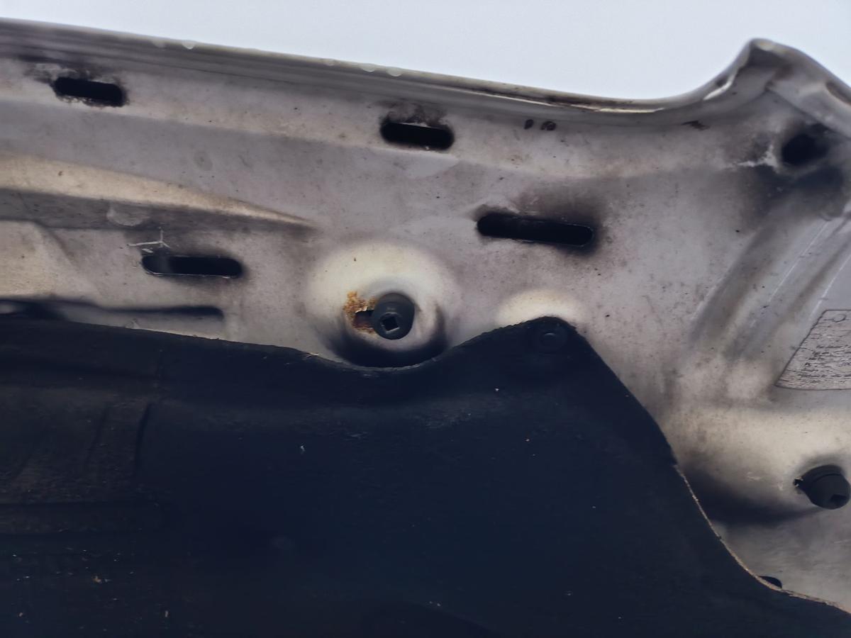 Mercedes Vito W639 original Motorhaube Klappe Deckel vorn 9147 Arktiswei&szlig; Bj2007