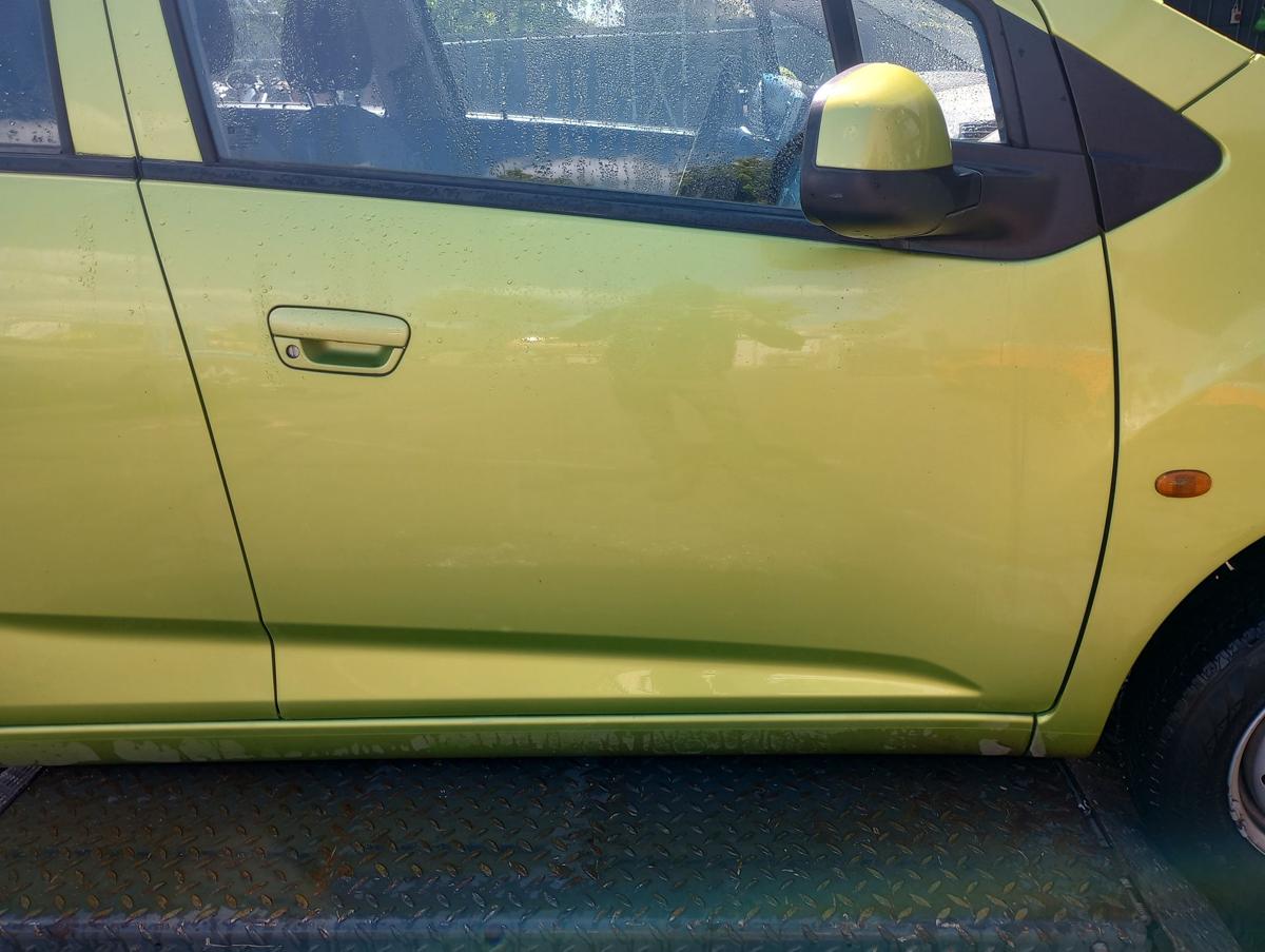 Chevrolet Spark M300 orig Tür vorn rechts Beifahrertür Grün Bj 2010