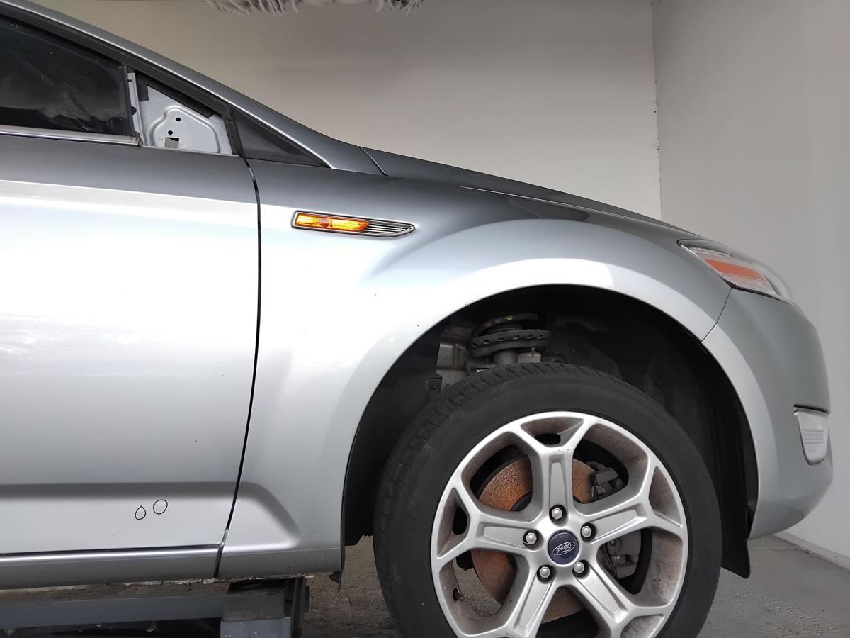 Ford Mondeo 4 BA7 original Kotflügel vorn rechts Cosmic-Silber Metallic BJ2007 Ford Mondeo 4 BA7 original Kotflügel vorn rechts Cosmic-Silber Metallic BJ2007
