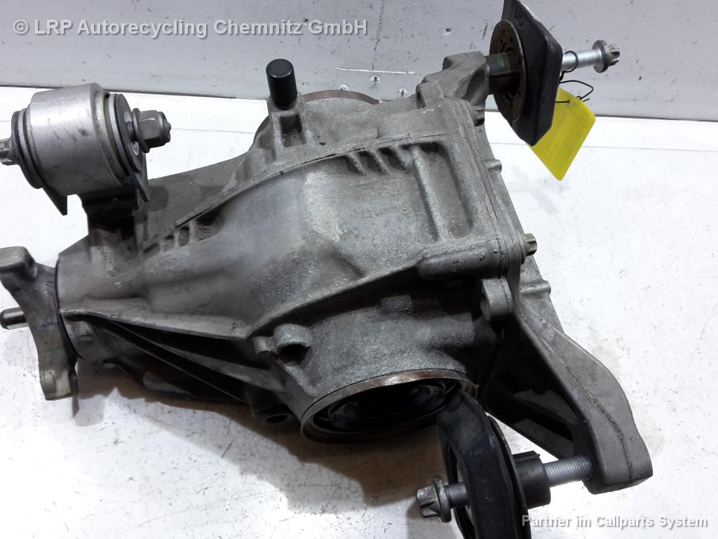 Mercedes E-Klasse W213 BJ 2016 Hinterachsgetriebe Differential 2.0 135KW A2133502005