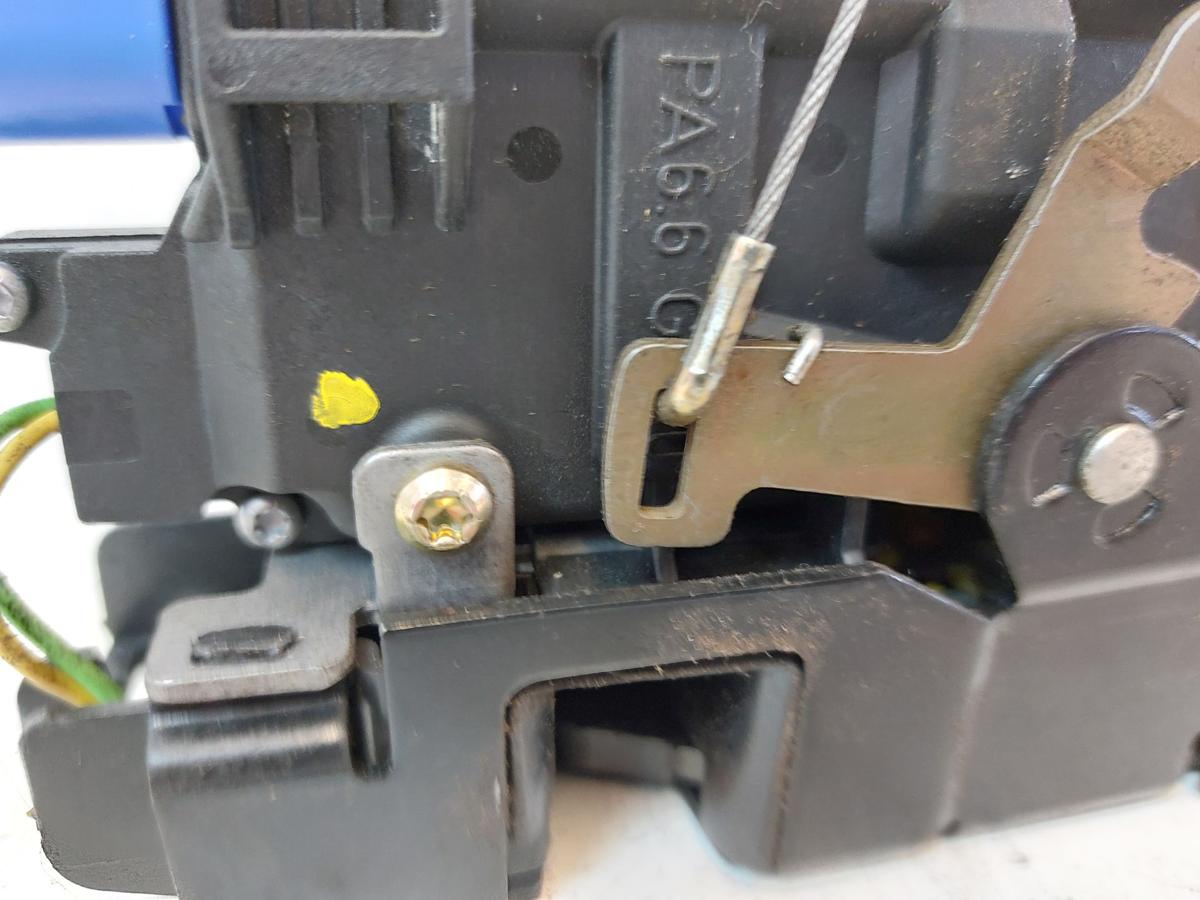 VW Touran 1T 1T1 T&uuml;rschloss vorn rechts Beifahrert&uuml;r Schloss OEM