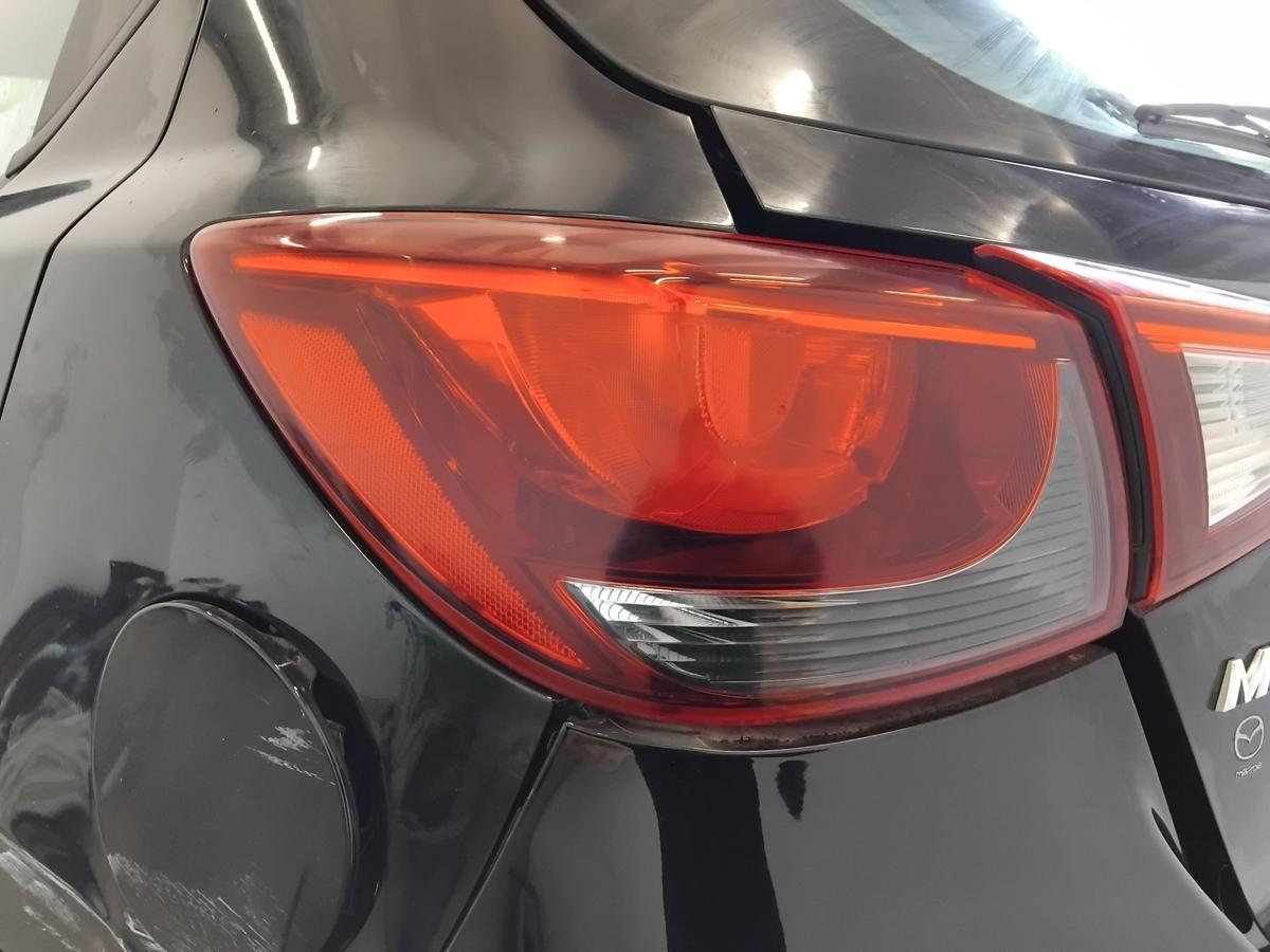 Mazda2 III DJ original Rückleuchte Heckleuchte links außen 5-türig BJ2015