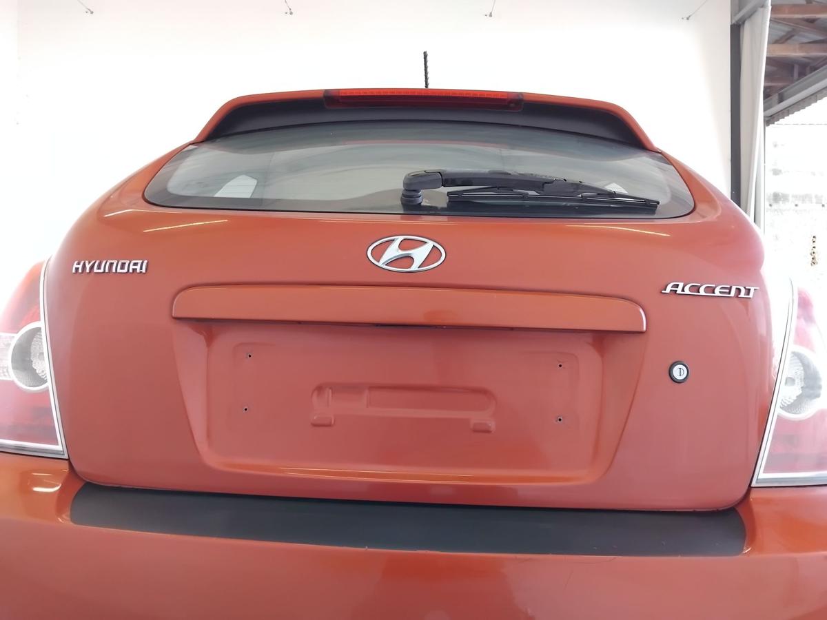 Hyundai Accent 3 MC Heckklappe N8 Tango Red mit Heckscheibe 3-t&uuml;rig BJ2007