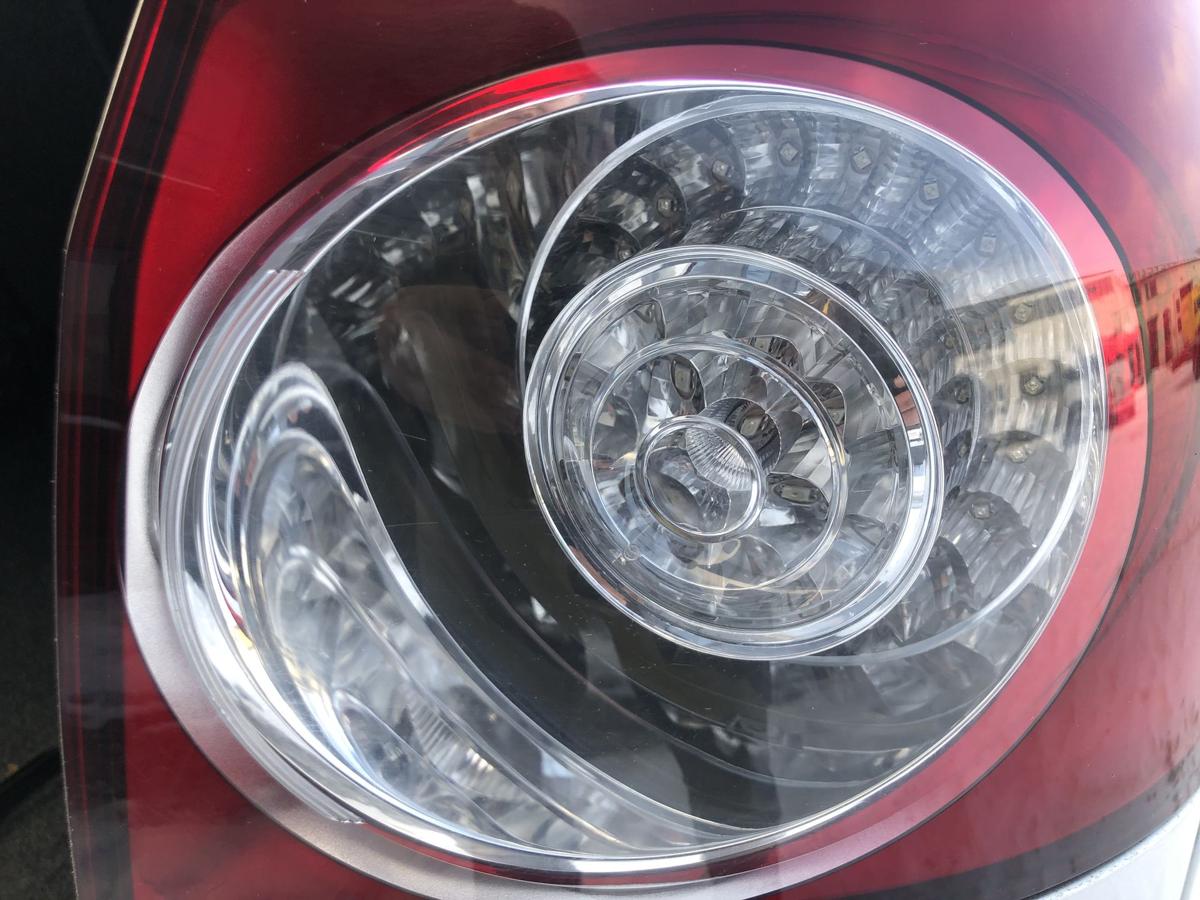 VW Golf Plus 5M R&uuml;ckleuchte au&szlig;en rechts R&uuml;cklicht Leuchte hinten LED