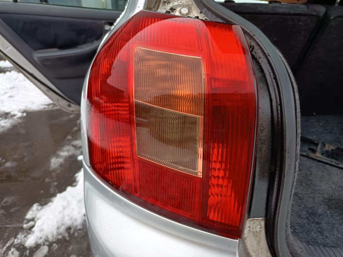 Toyota Corolla E12 original R&uuml;ckleuchte links Heck Schluss Licht Bj 2002