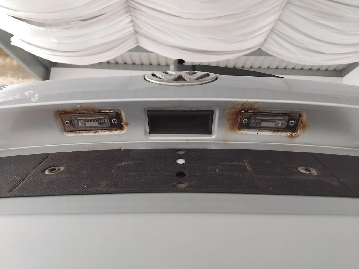 VW Golf Plus 5M Heckklappe reflexsilbermetallic LA7W mit Heckscheibe Rost BJ2005