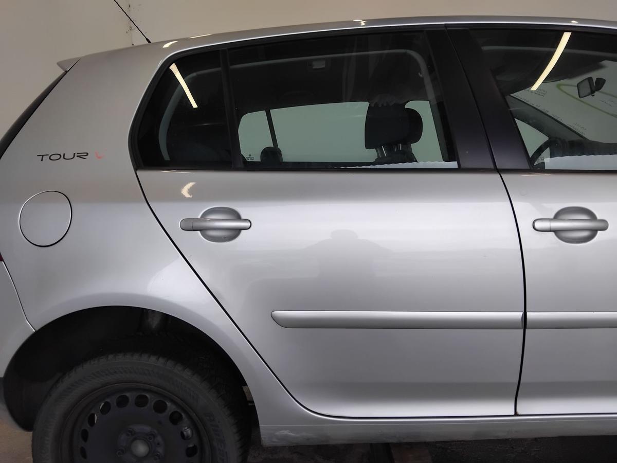 VW Golf 5 1K T&uuml;r hinten rechts LA7W reflexsilber 5-t&uuml;rig Flie&szlig;heck BJ2007
