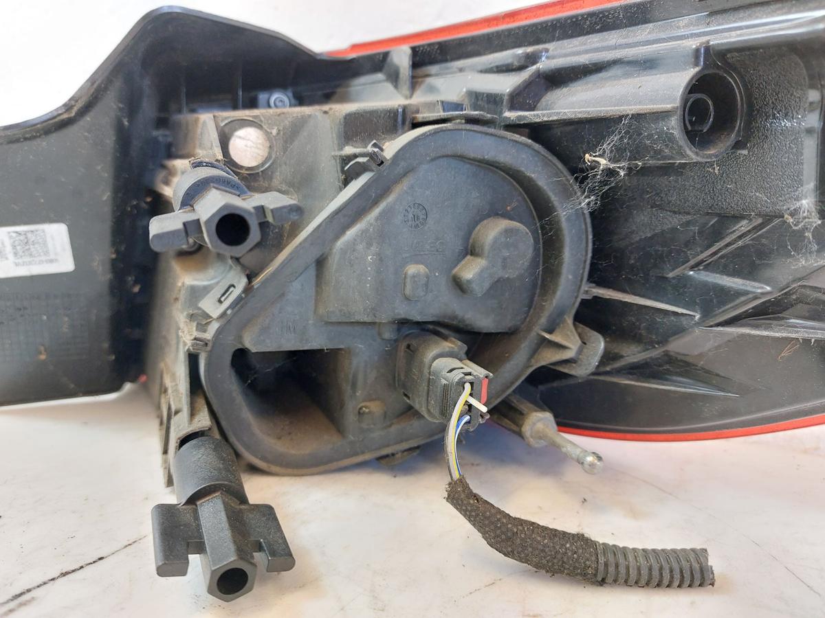 Opel Astra K B16 Caravan Rückleuchte links außen Ecke Rücklicht kein LED OEM