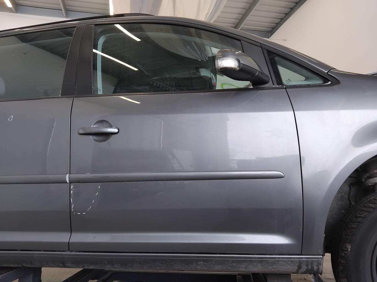 VW Touran 1T T&uuml;r vorn rechts Beifahrert&uuml;r LD7X platingraumetallic BJ2007 Mangel