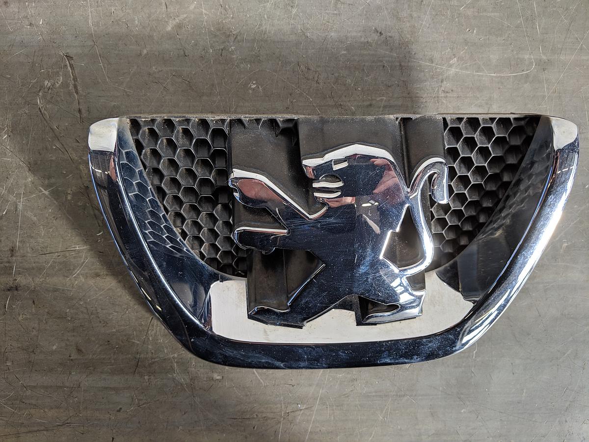 Peugeot 206 plus 2L 2M Bj 09 Emblem Logo Grill Kühlergrill 49670480