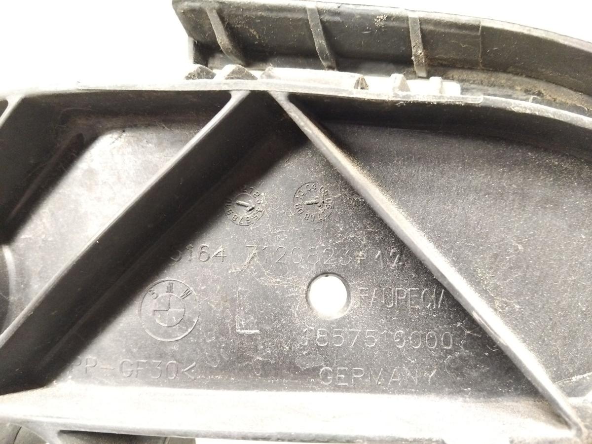 BMW 1er E81 E87 original Satz Scheinwerfertr&auml;ger Scheinwerferkonsolen Bj.2006