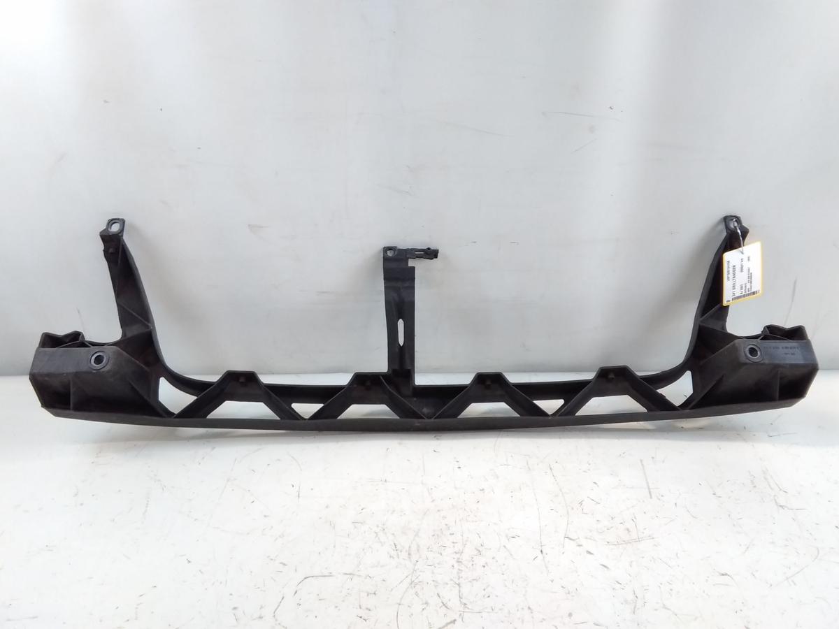 VW Passat 3BG original Grillträger Stützteil Stoßfänger vorn BJ2002 3B0807469C