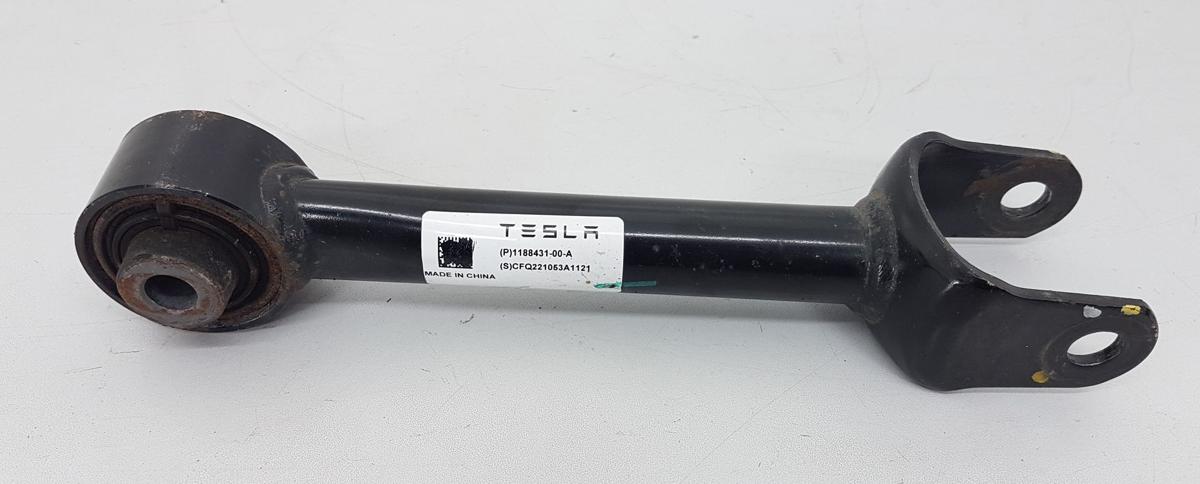 Tesla Model Y Querlenkersatz hinten rechts Satz Querlenker Bj2022 1044451-00-F