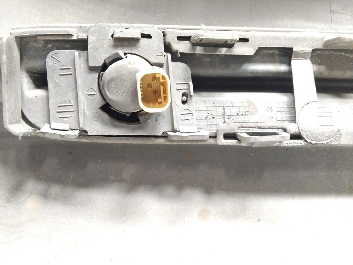 Peugeot 307 CC Cabrio original Sto&szlig;f&auml;nger Sto&szlig;stange hinten mit PDC Bj.2005