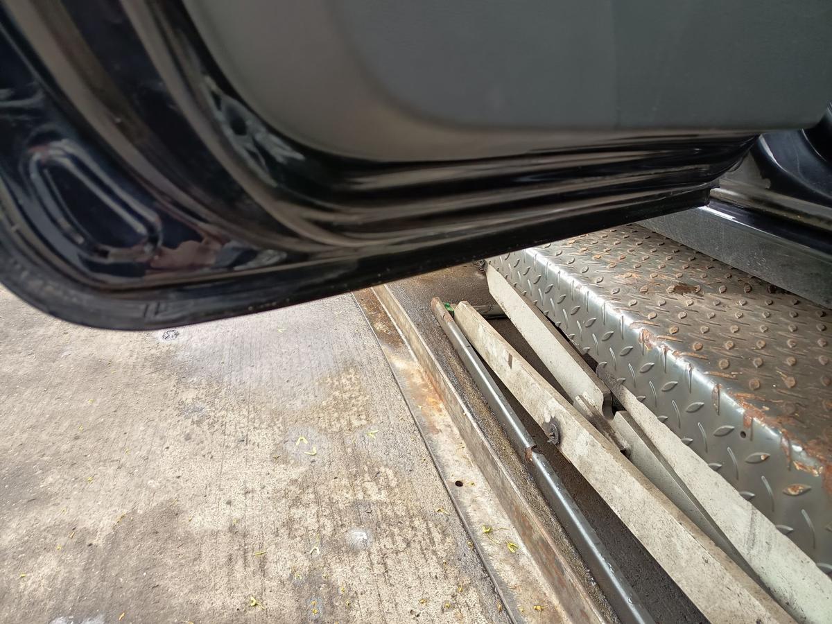 Opel Zafira B original T&uuml;r hinten links Z20R Saphirschwarz Baujahr 2011