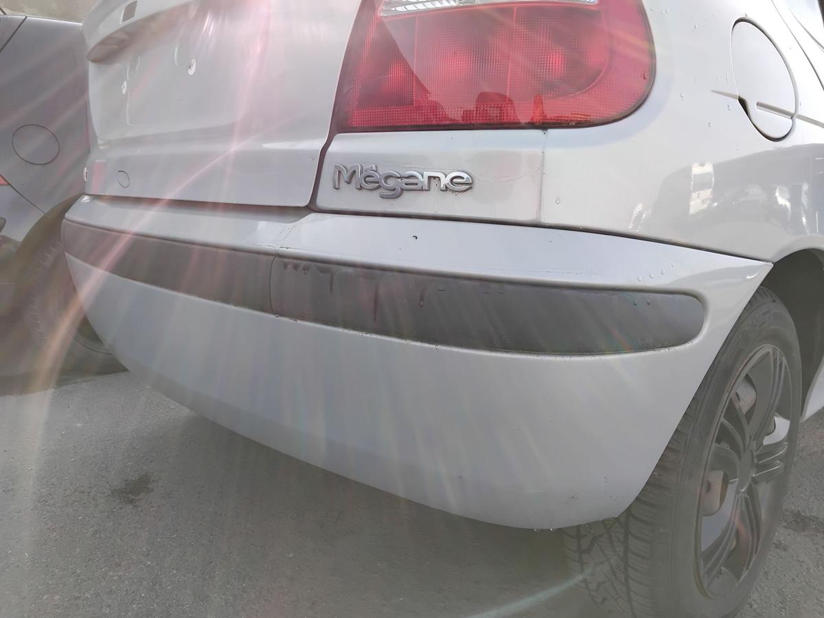 Renault Megane 1 Facelift orig Sto&szlig;stange Stossf&auml;nger hinten Flie&szlig;heck BJ2001