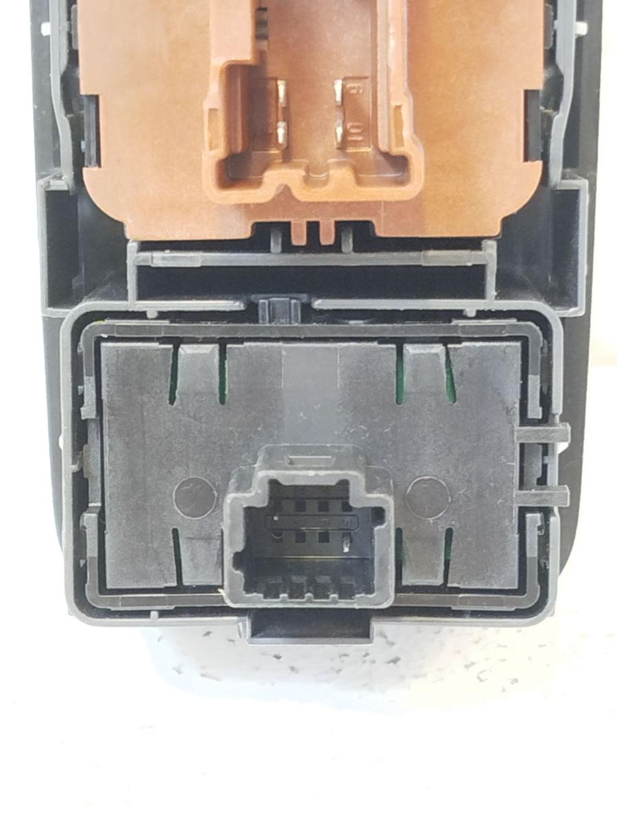 Mercedes Citan W415 Schalter Fensterheber Fensterheberschalter vorn links 4 fach