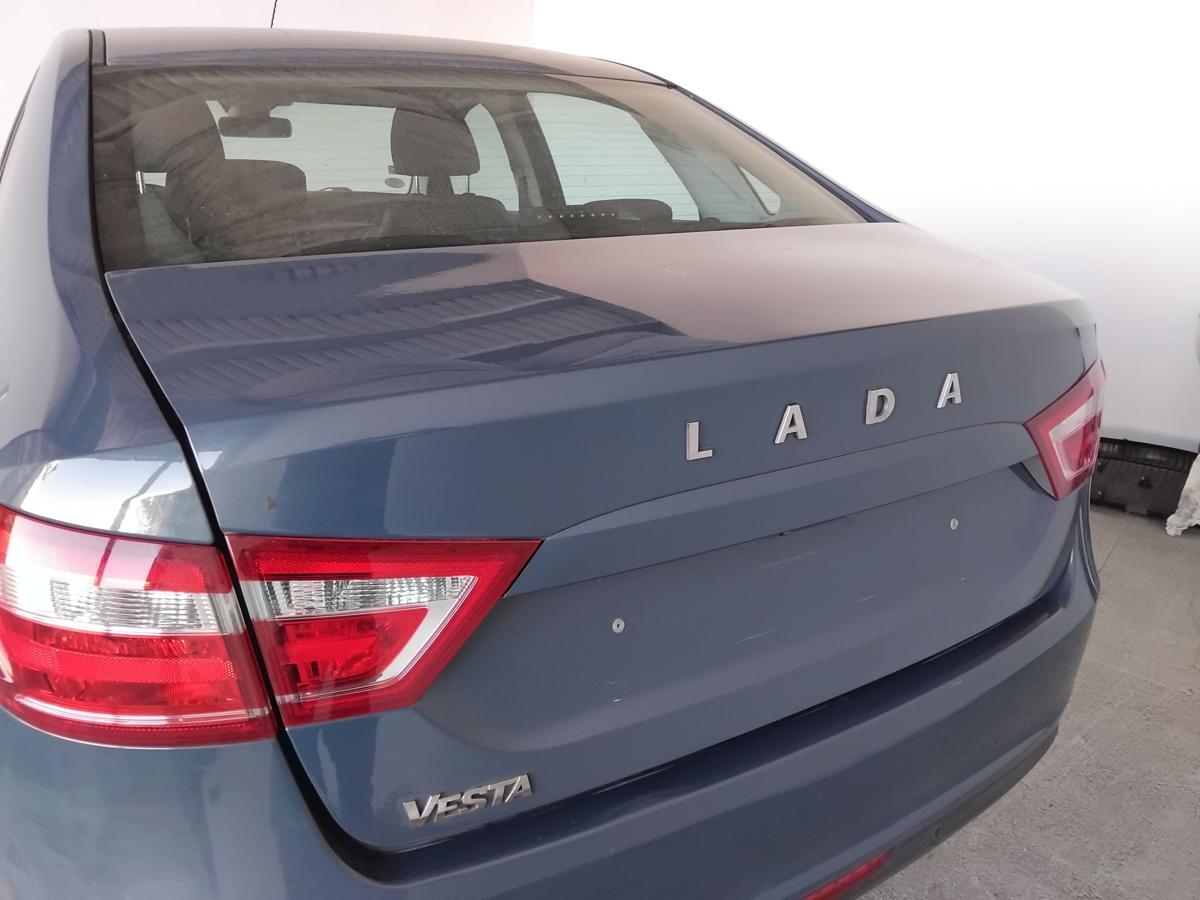 Lada Vesta GF Limousine Heckklappe 492 blues perl 4-t&uuml;rig BJ2019