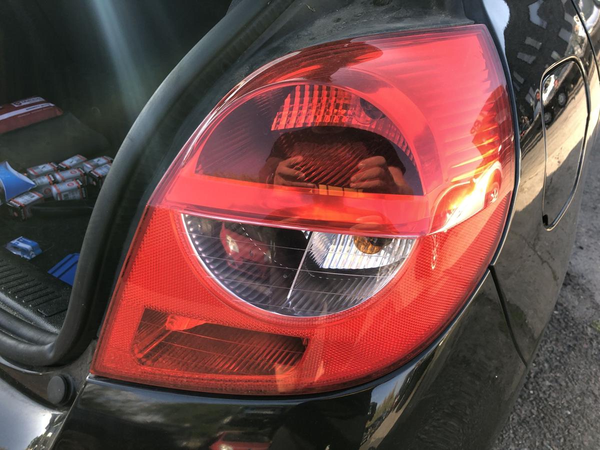Renault Clio 3 III BR R&uuml;ckleuchte rechts R&uuml;cklicht Heckleuchte 3/5-t&uuml;rer bis 09