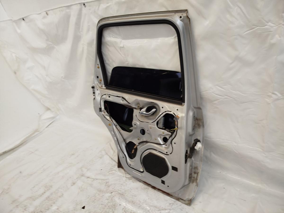 Mazda Tribute EP Tür hinten links Rohbau silbergrau Rost Falz unten 01 bis 04