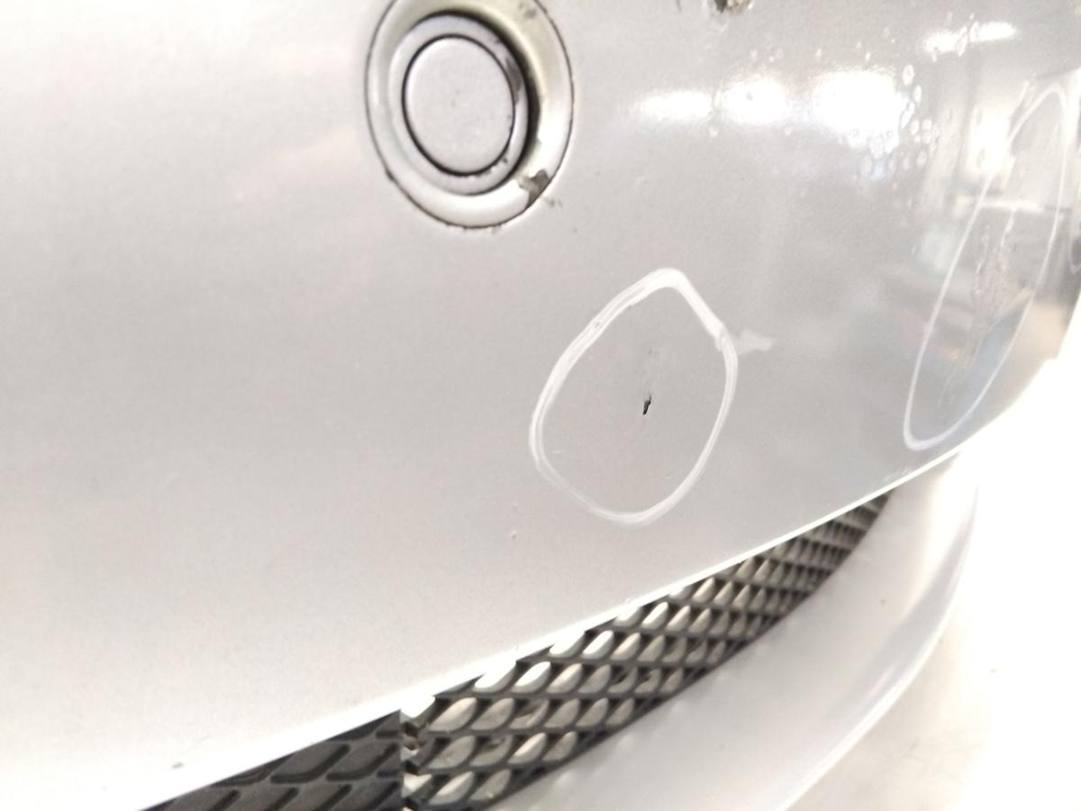 BMW 6er E63 E64 Sto&szlig;f&auml;nger Sto&szlig;stange vorn mit PDC SRA ! M&auml;ngel ! Bj.2006