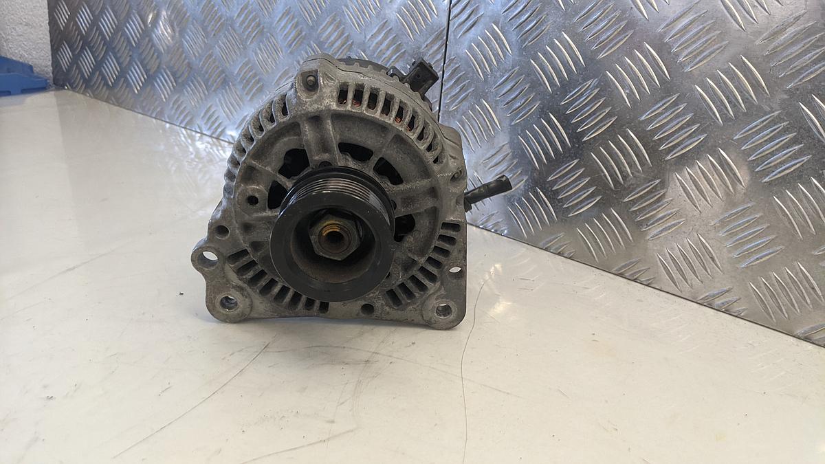 Audi A3 8L Lichtmaschine Generator 90A 037903025C 0123320034