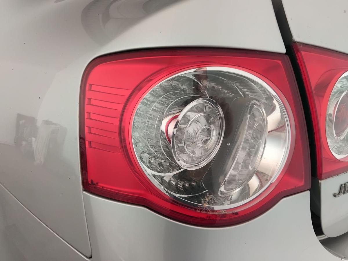 VW Jetta 5 1K2 original R&uuml;ckleuchte Heckleuchte links au&szlig;en LED BJ2007