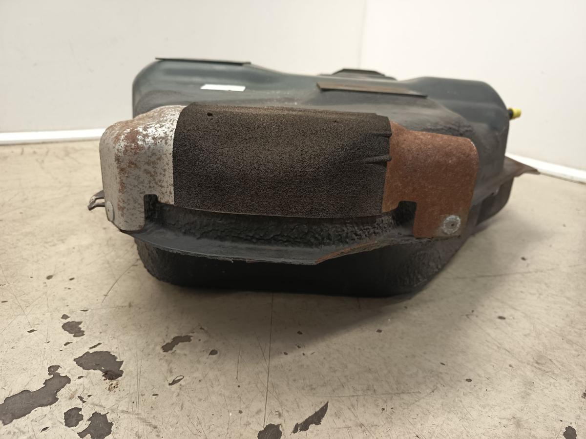 Mazda 5 CR Bj 2009 original Tank Kraftstofftank 2,0L 107 KW Benzin