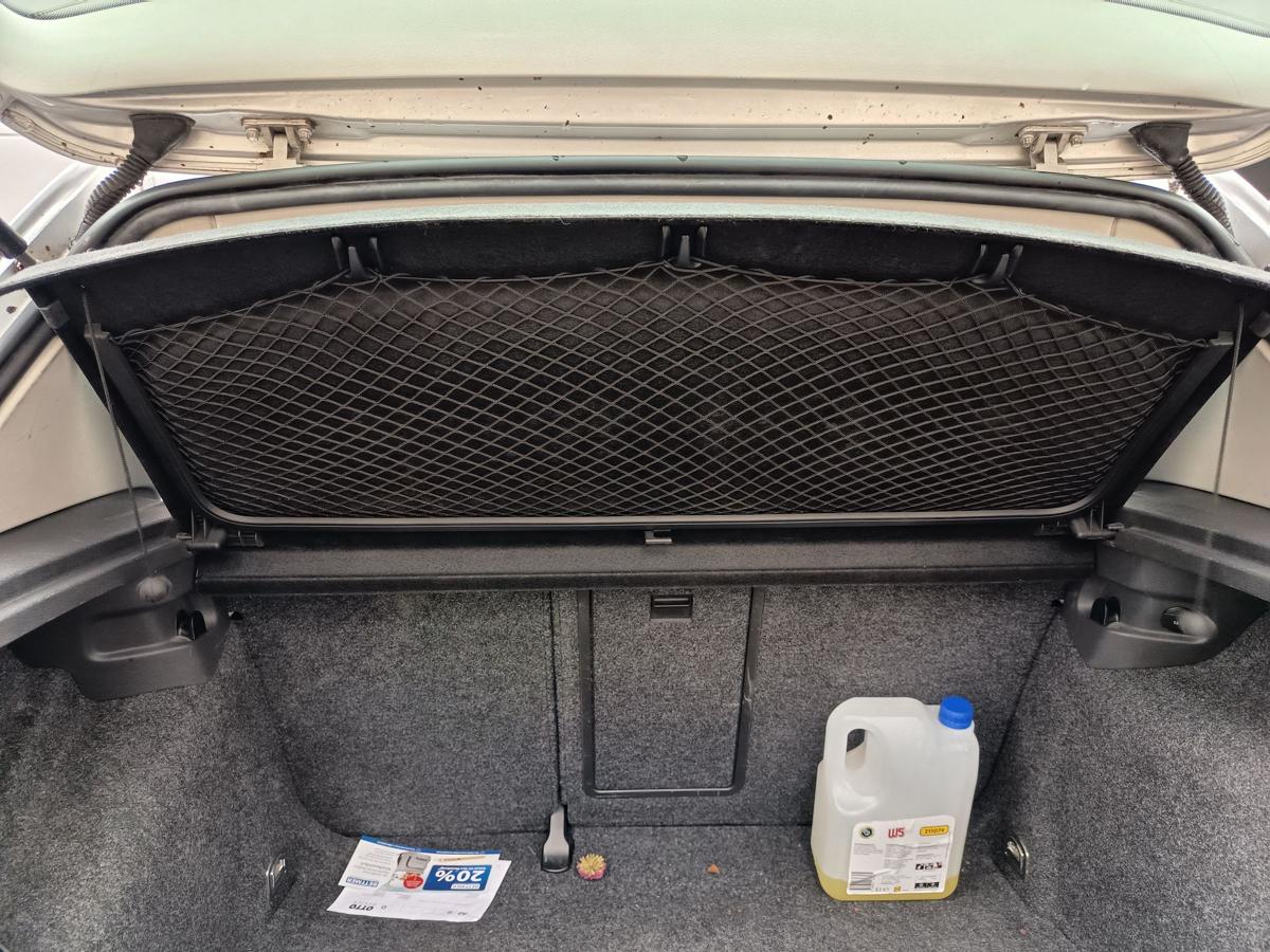 VW Golf V original Hutablage Abdeckung Koffer/Laderaum hinten schwarz Bj 2005