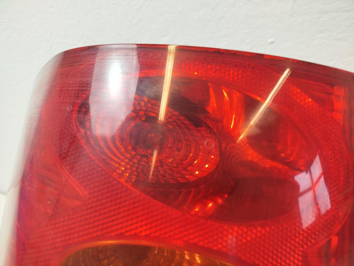 Peugeot 1007 KM R&uuml;ckleuchte links R&uuml;cklicht Heckleuchte OEM