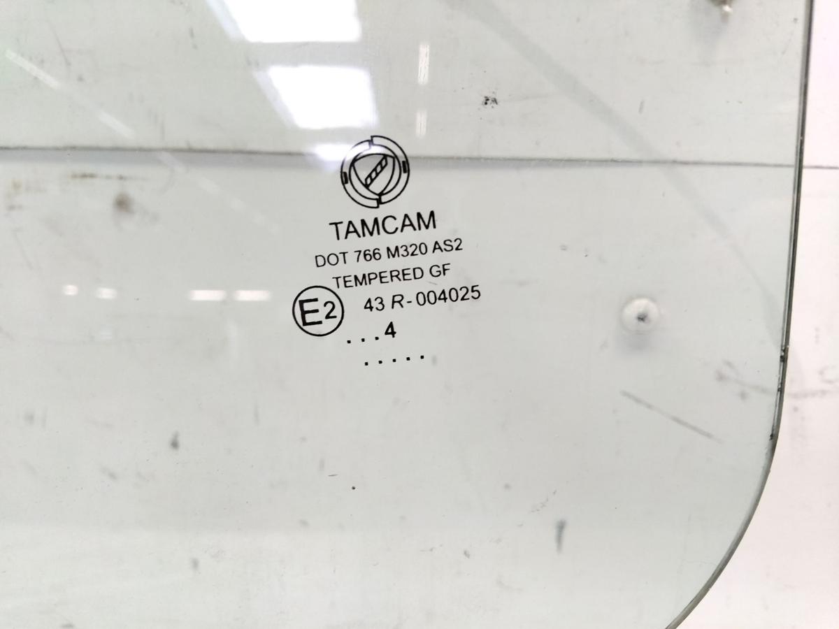 Opel Combo D T&uuml;rscheibe vorn links gr&uuml;ncolor Bj.2014