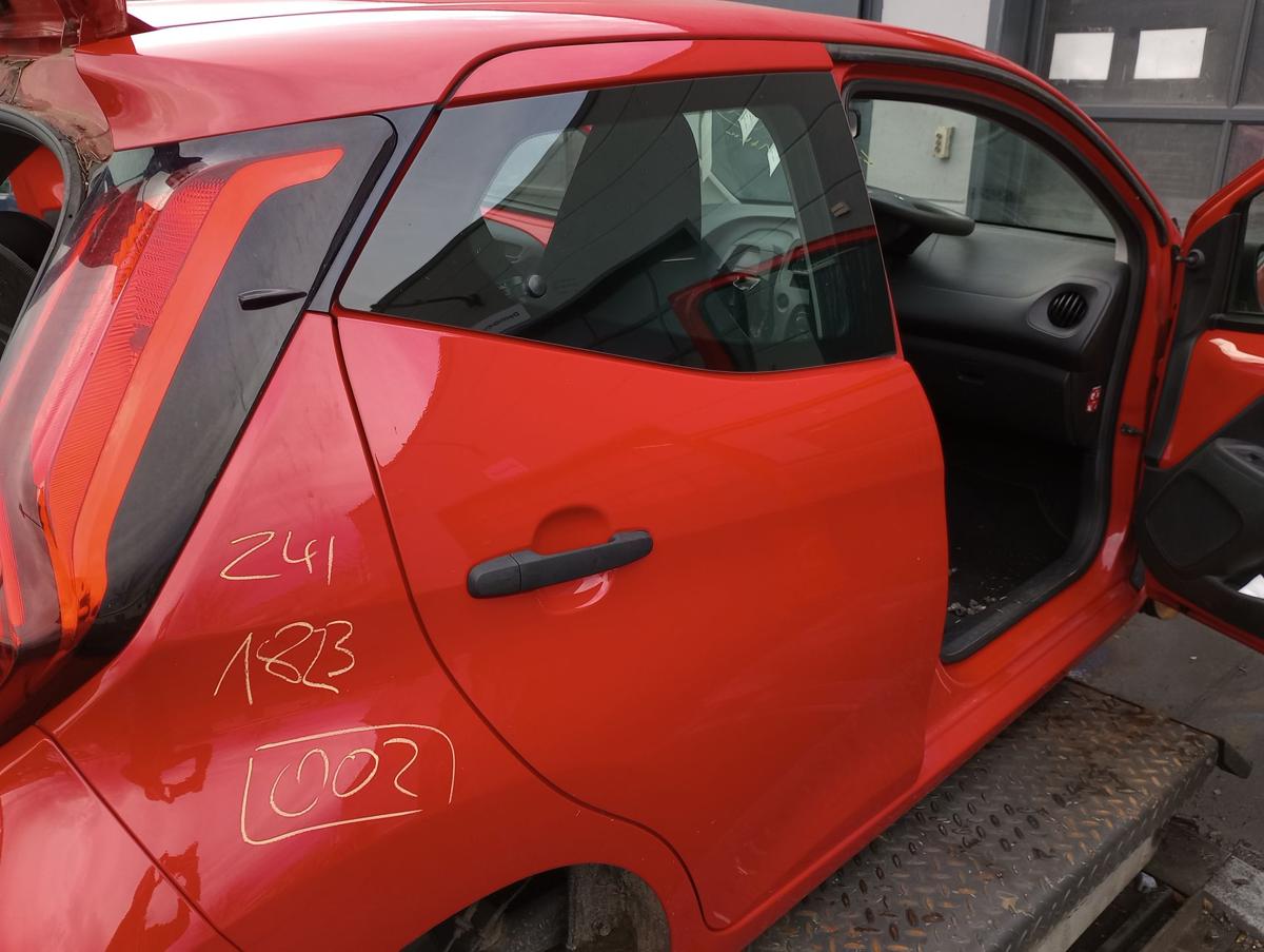 Toyota Aygo II original Tür hinten rechts Fond (Roh) 3P0 Vulkanrot Bj 2018