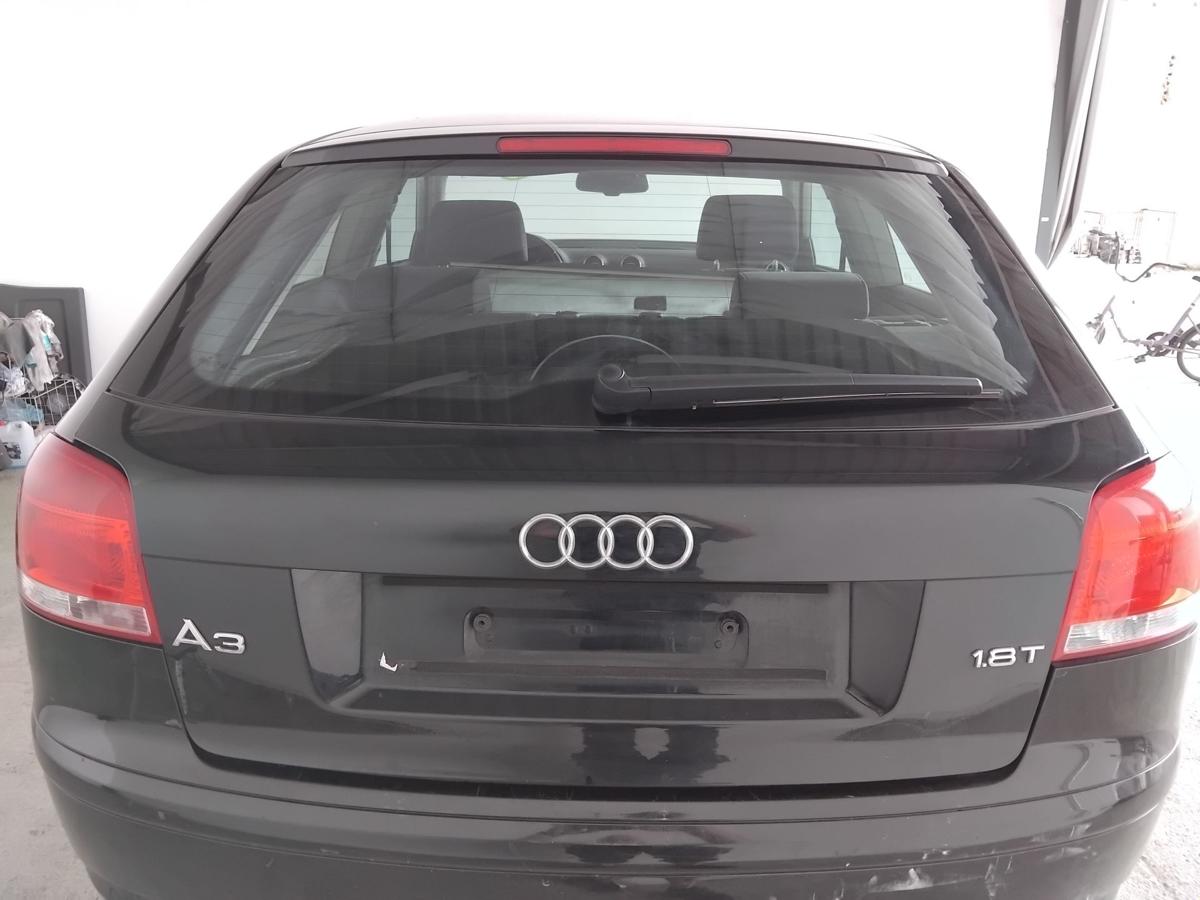 Audi A3 8P Heckklappe mit Heckscheibe 3-Türer LZ9Y phantomschwarzmet.