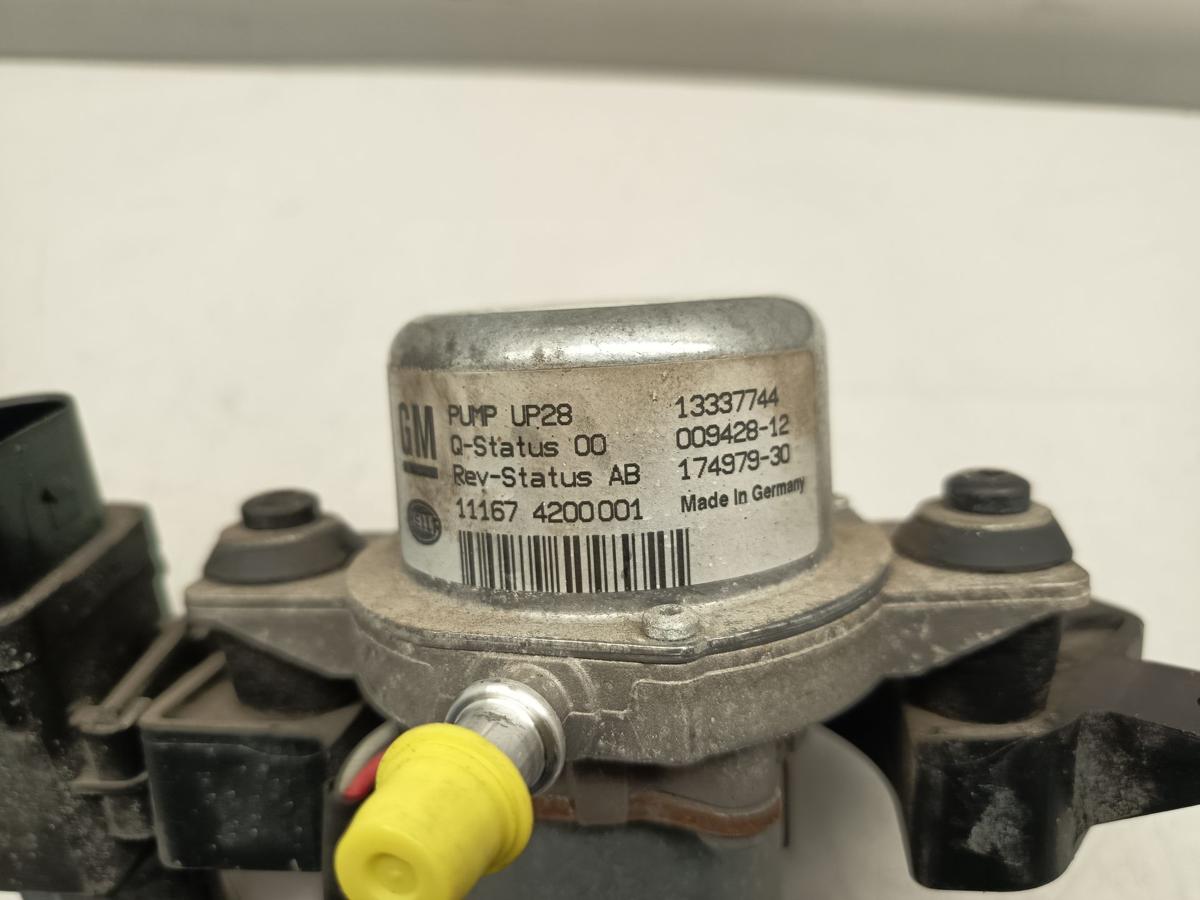 Opel Meriva B original Vakuumpumpe 1.4l 88kW Benzin 13337744 Baujahr 2012