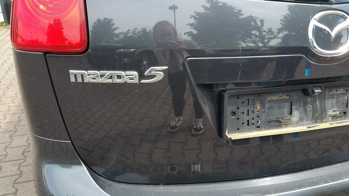 Mazda 5 vor Facelift orig Heckklappe mit Scheibe 28B Papuagrau Met Bj 05