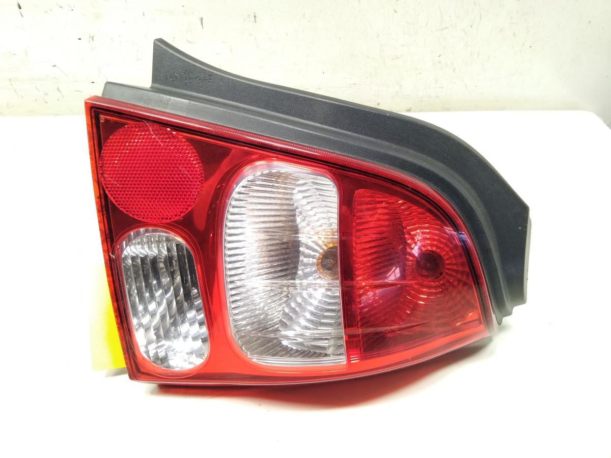 Renault Twingo 2 original Rückleuchte Heckleuchte rechts BJ2011