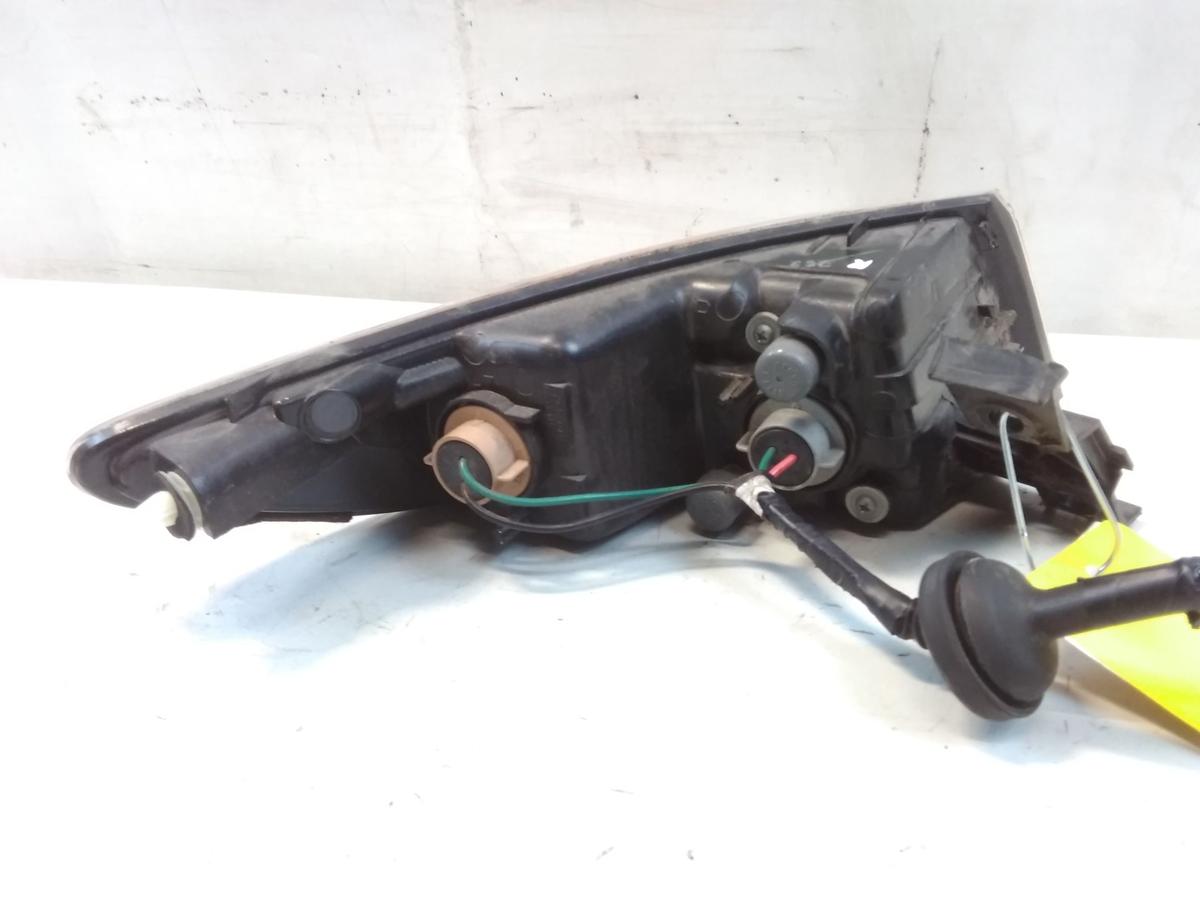 Honda Civic 8 FK1 original R&uuml;ckleuchte Schlussleuchte rechts au&szlig;en 5t&uuml;rig BJ2008