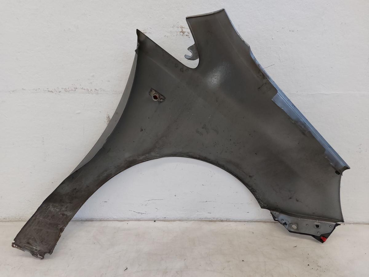 Opel Corsa D Kotfl&uuml;gel vorn links Fahrerseite GEV silberseemetallic 06-14