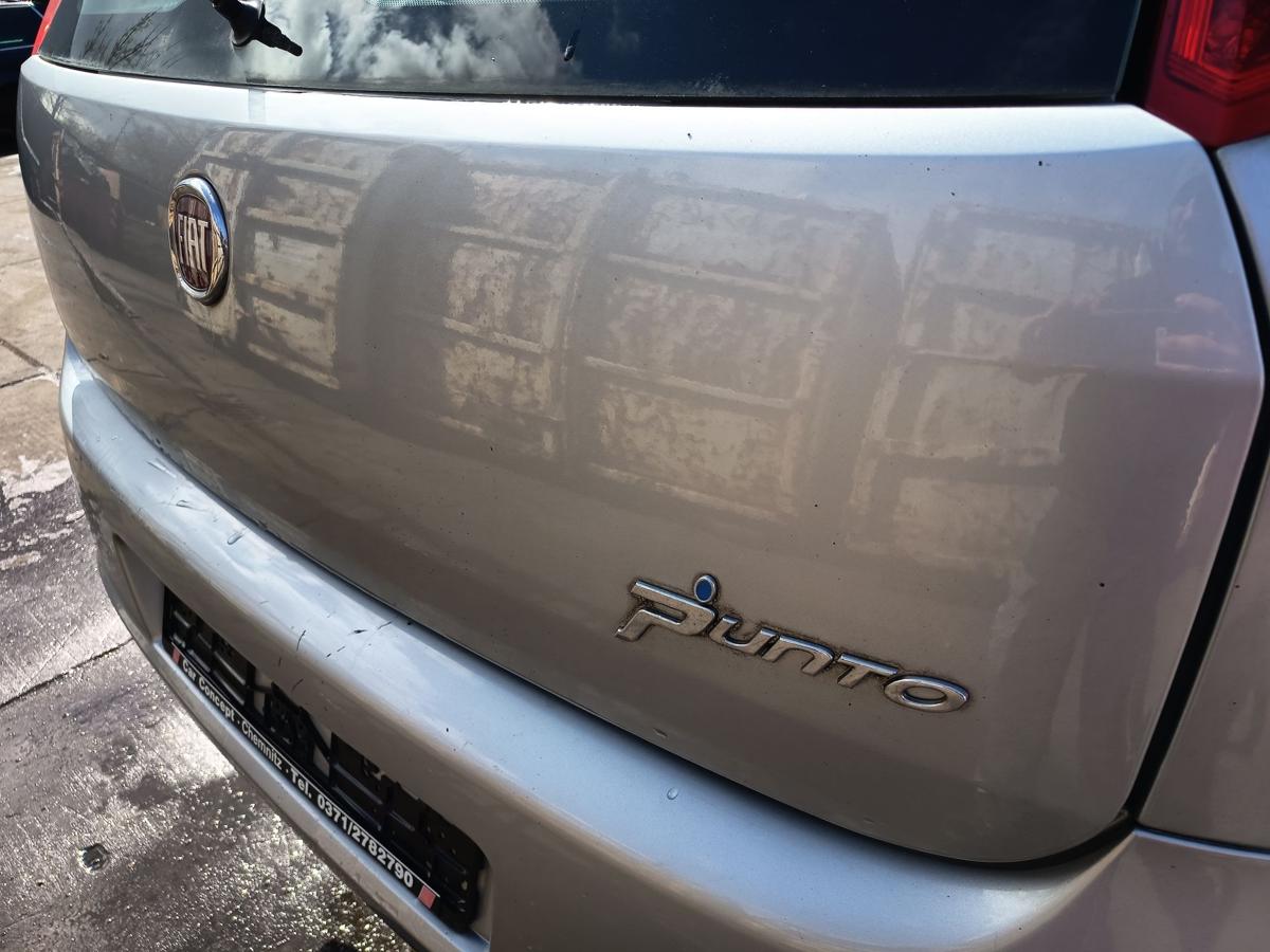Fiat Grande Punto 199 original Heckklappe mit Scheibe 589/A Jungle grey Bj 2009