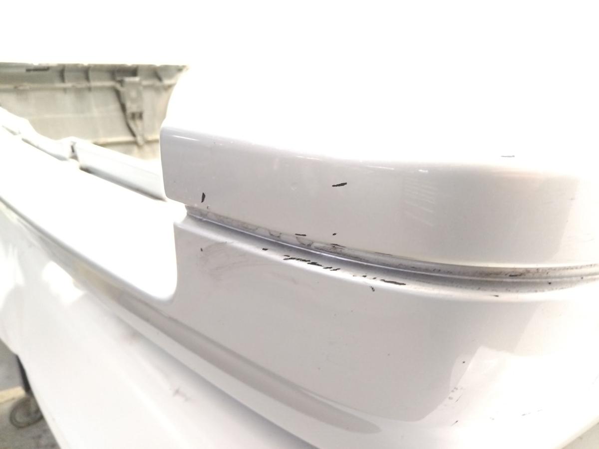 VW Golf 3 Variant original Sto&szlig;f&auml;nger Sto&szlig;stange hinten LB7Z Satinsilber BJ1998