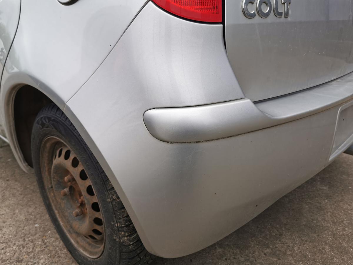 Mitsubishi Colt Z30 Stossfänger Stossstange Bumper hinten A50 Pure Silver 5trg