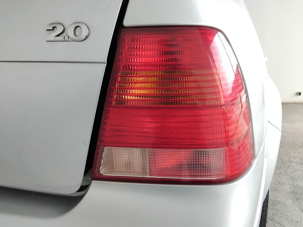 VW Bora 1J Limousine R&uuml;ckleuchte Heckleuchte rechts 4-t&uuml;rig BJ2002 Depo